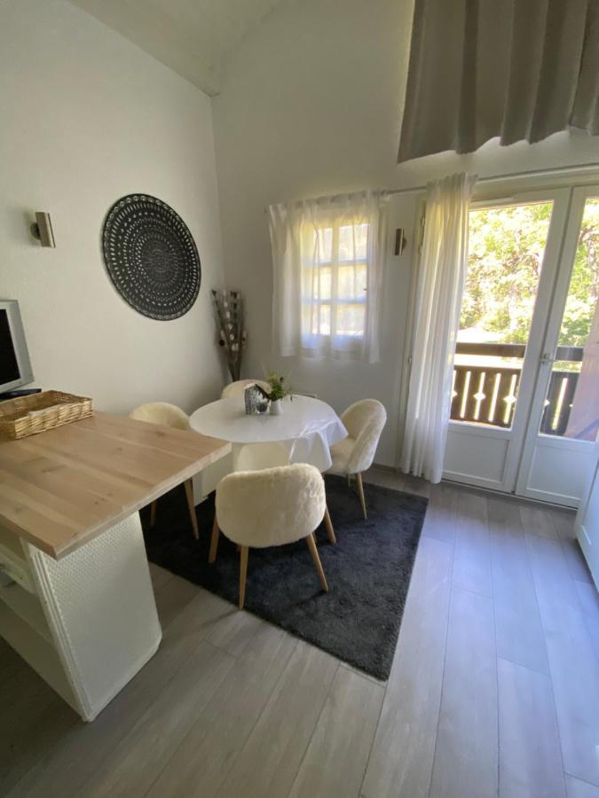 Séjour à la montagne en amoureux Demi-Quartier Esterno foto